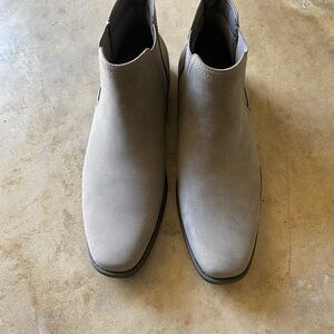 Men's Gray Chelsea Boots